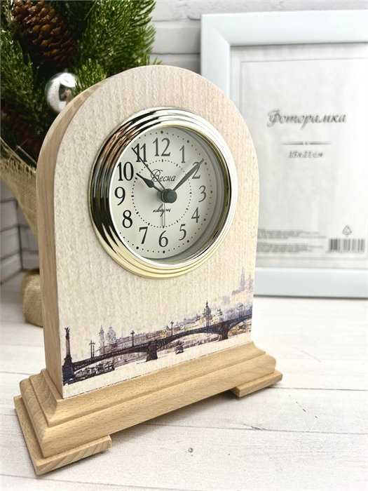 Весна НЧК-6-01 с будильником